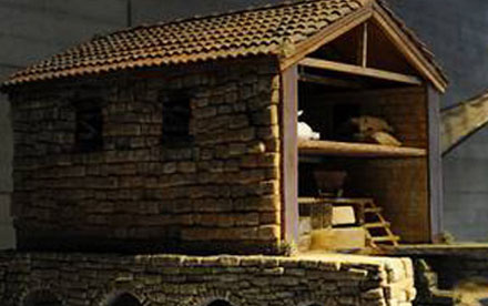 Réplicas de distintos molinos elaborados para el Museo del Pan
